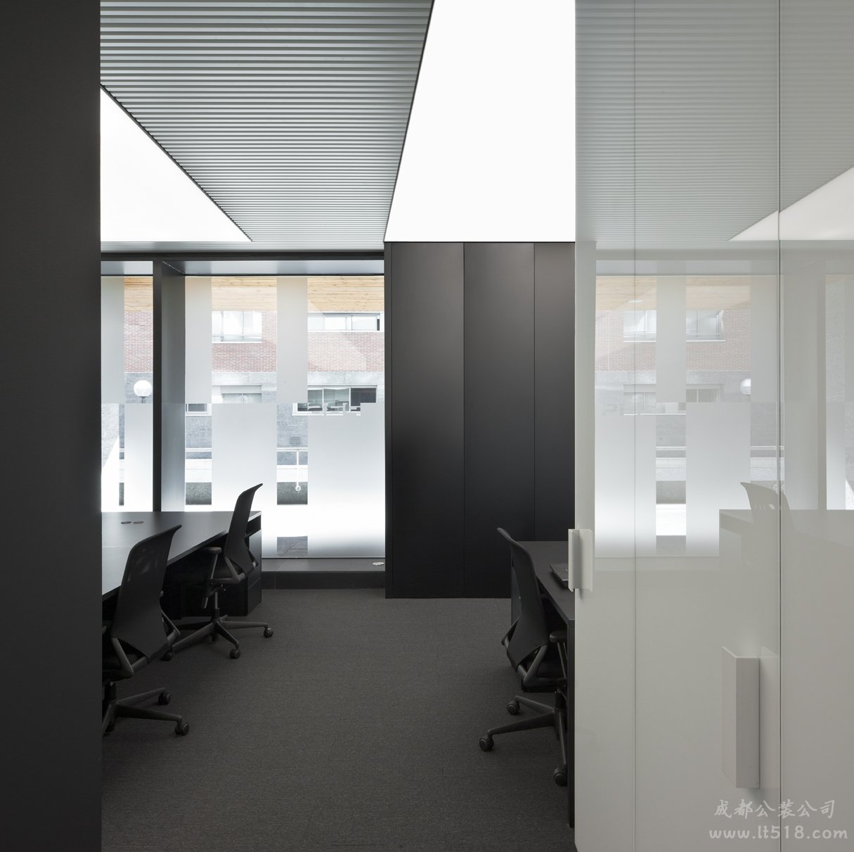 成都辦公室裝修哪家好？辦公室裝修應(yīng)該注意什么？